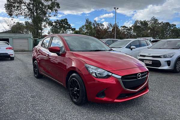 2017 Mazda 2 Maxx DL Series