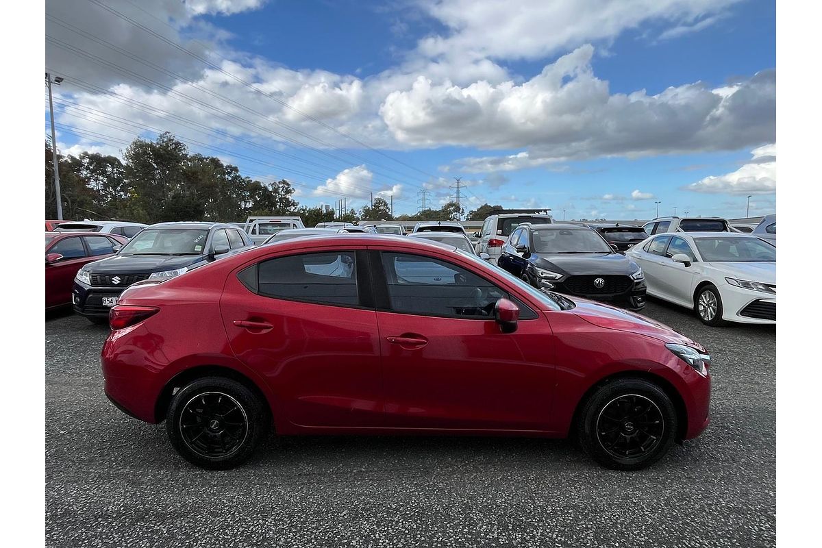 2017 Mazda 2 Maxx DL Series