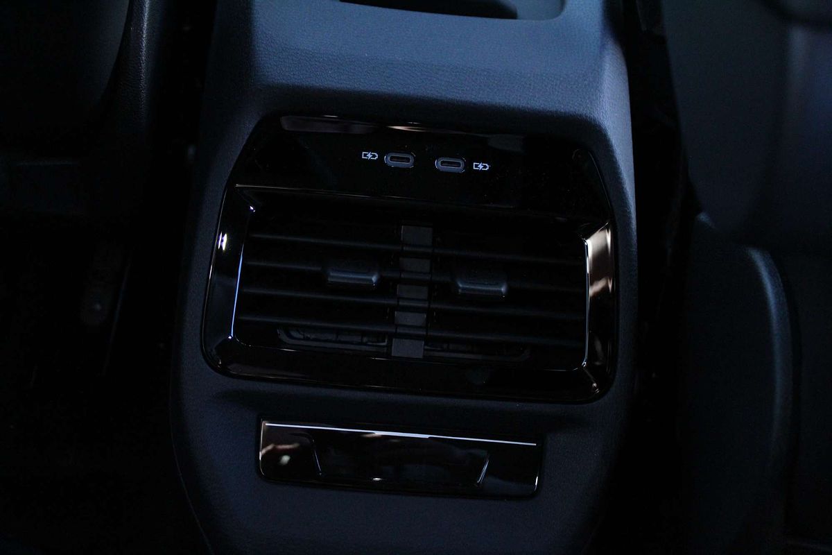2024 Volkswagen ID.4 Pro E2