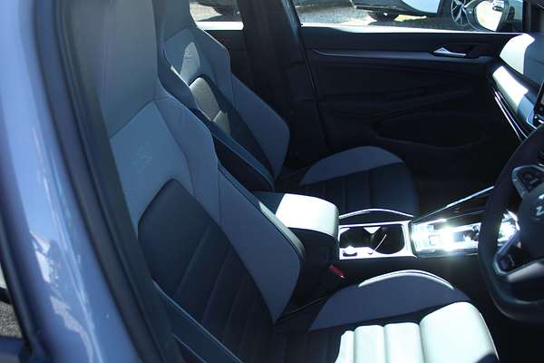 2024 Volkswagen Golf 110TSI R-Line 8.5