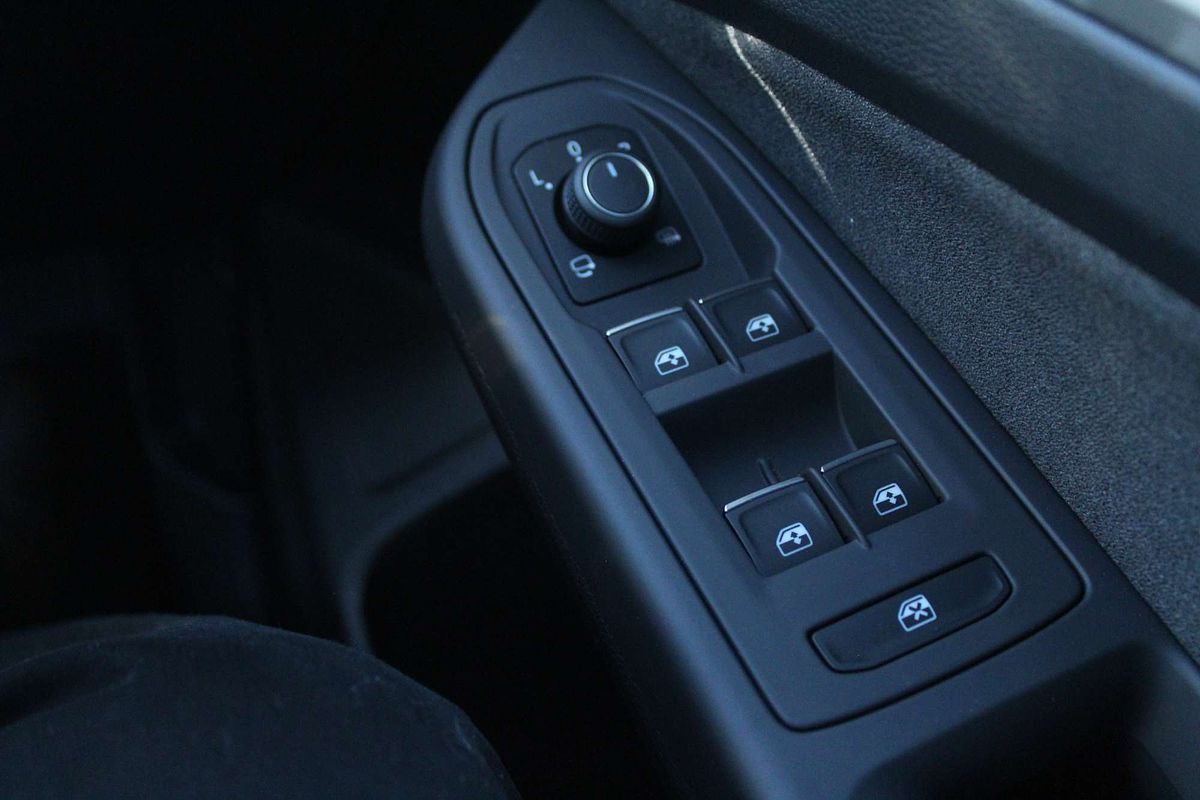 2025 Volkswagen Golf 110TSI Life 8.5
