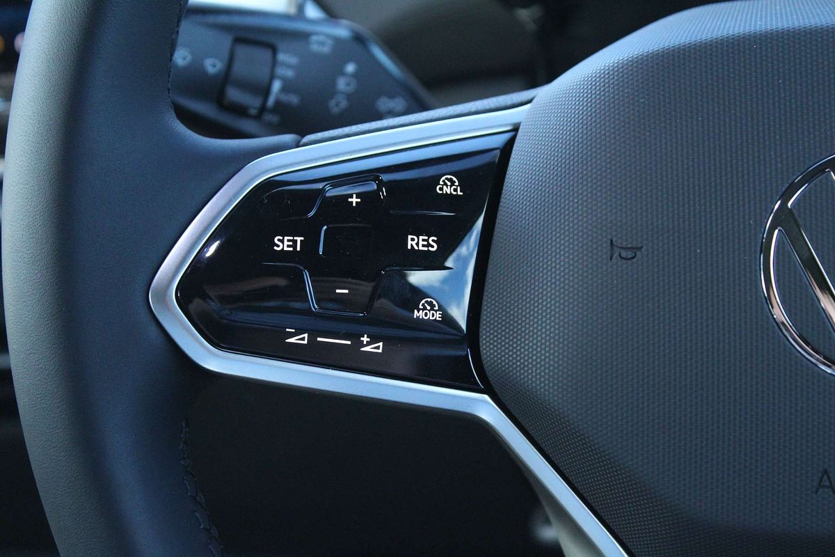 2024 Volkswagen ID.4 Pro E2