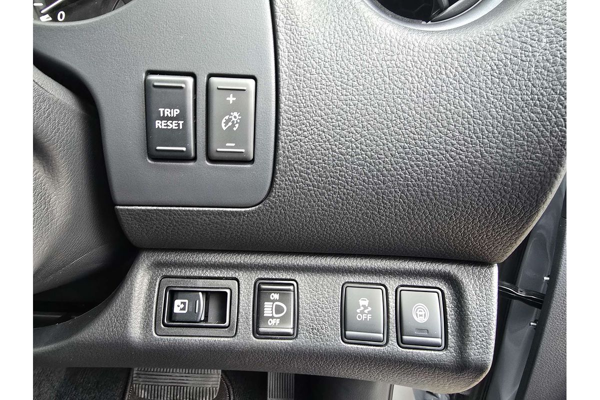 2025 Nissan Navara PRO-4X Warrior D23 4X4