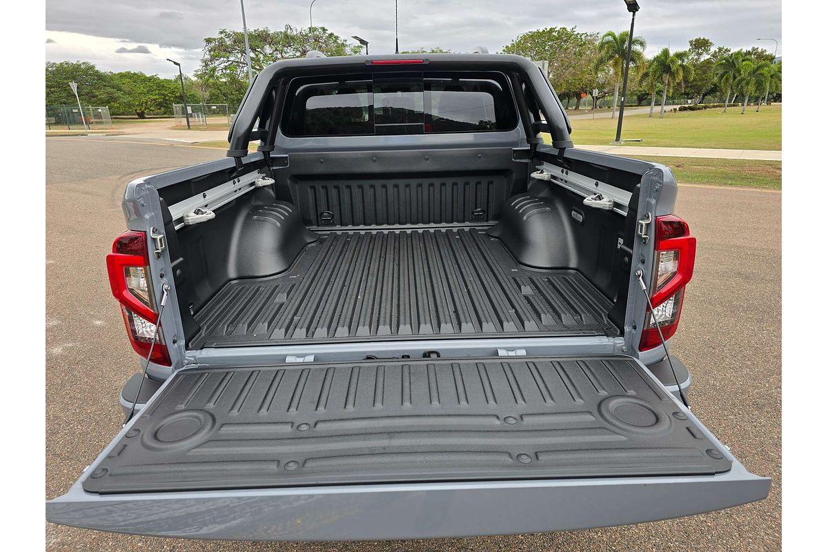 2025 Nissan Navara PRO-4X Warrior D23 4X4