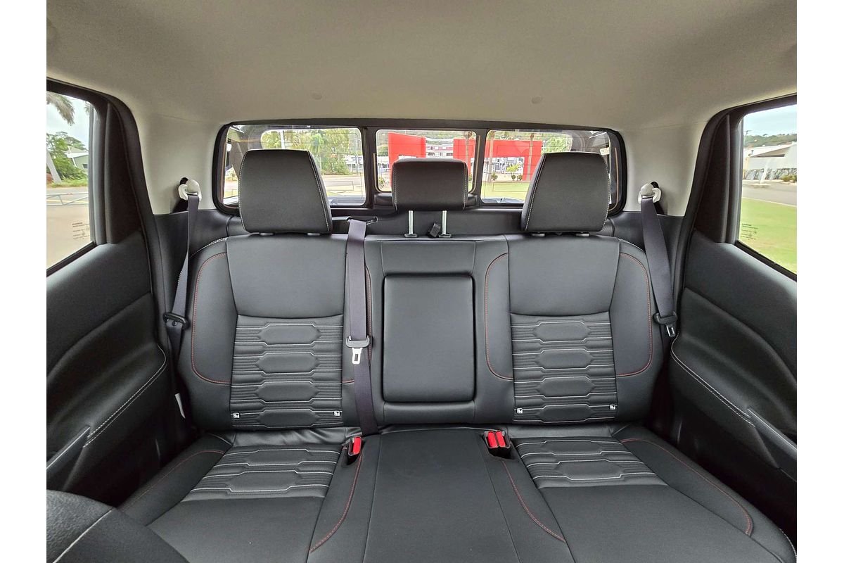 2025 Nissan Navara PRO-4X Warrior D23 4X4