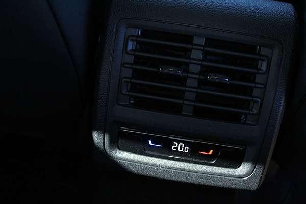 2025 Volkswagen Golf 110TSI Style 8.5