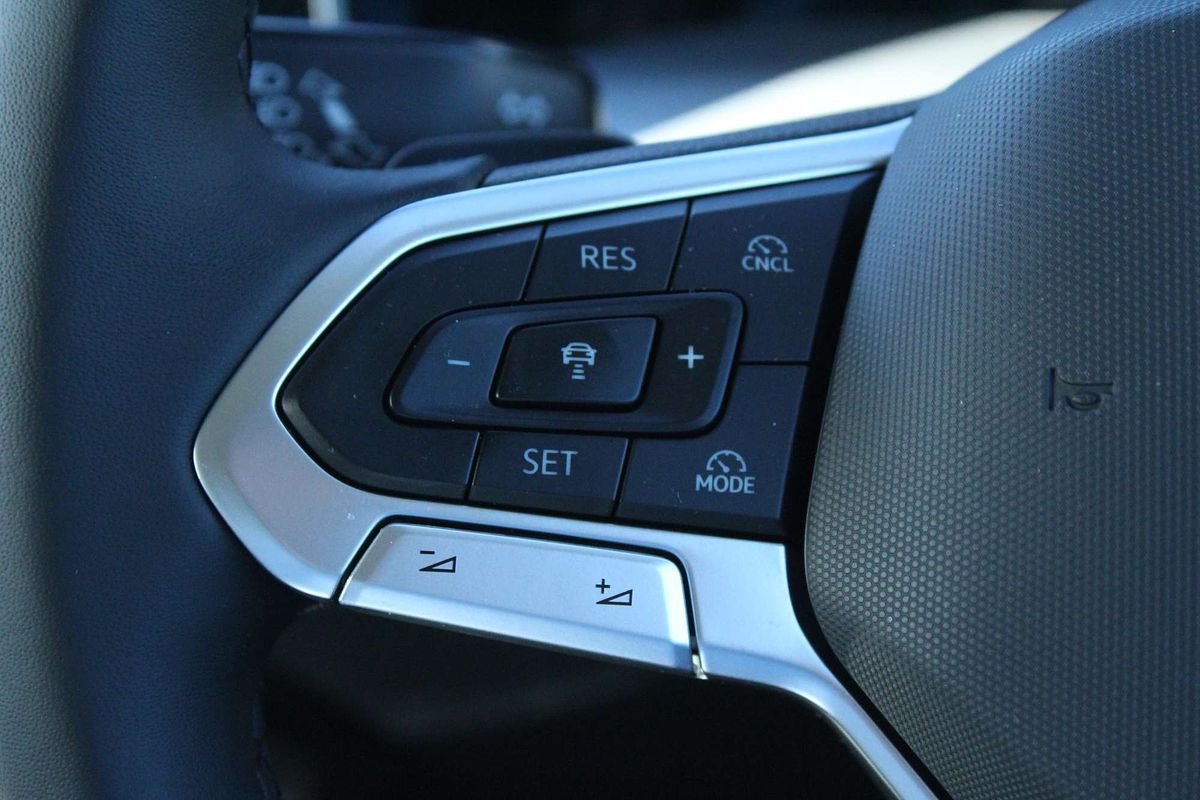 2025 Volkswagen Golf 110TSI Style 8.5