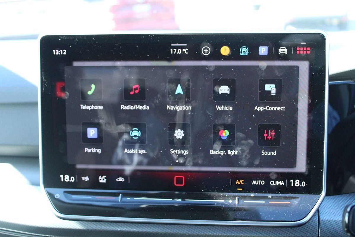 2025 Volkswagen Golf 110TSI Style 8.5
