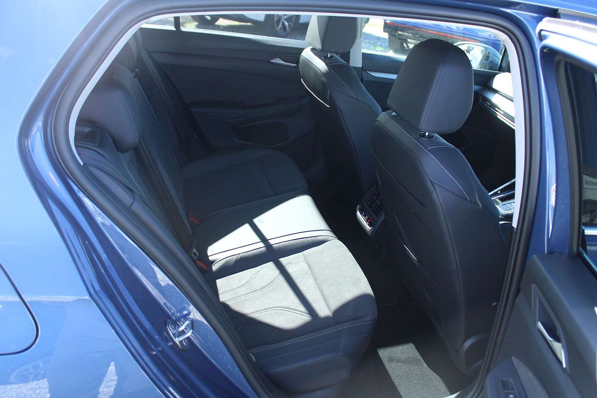 2025 Volkswagen Golf 110TSI Style 8.5