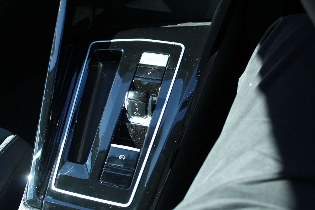 2025 Volkswagen Golf 110TSI Style 8.5