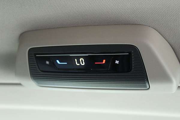 2024 Volkswagen Multivan TDI360 Life T7 SWB
