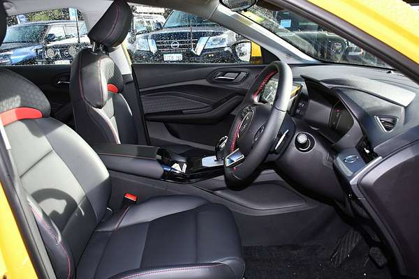 2024 MG MG5 Essence