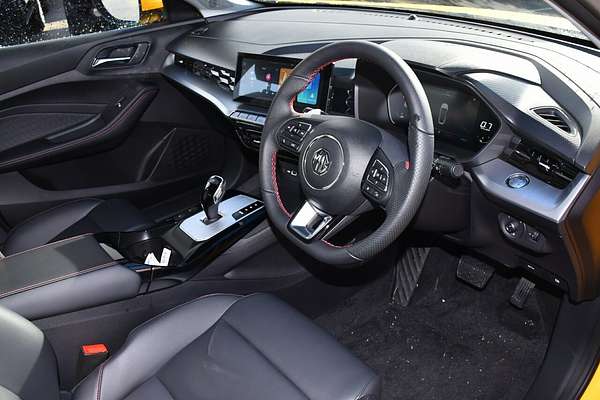 2024 MG MG5 Essence