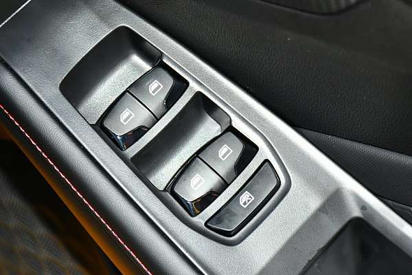 2024 MG MG5 Essence