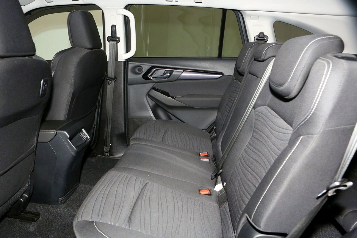 2023 Isuzu MU-X LS-U