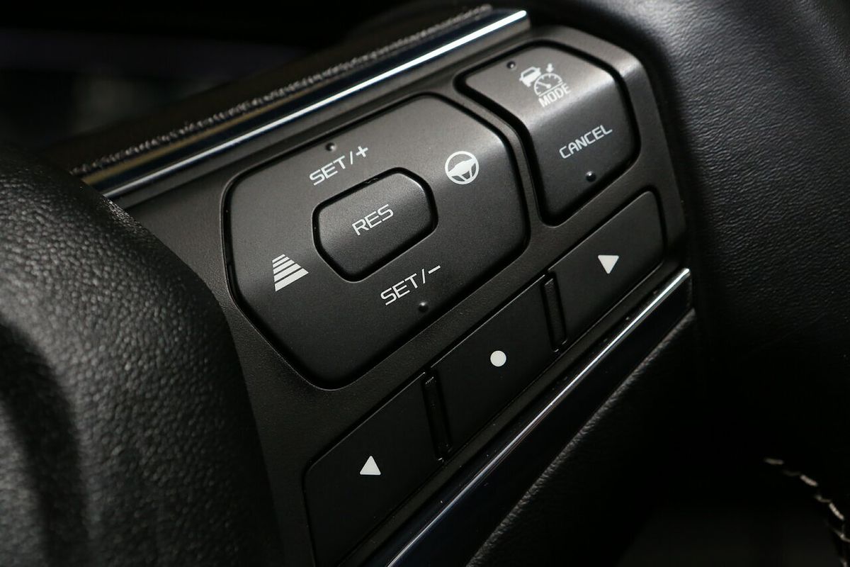 2023 Isuzu MU-X LS-U