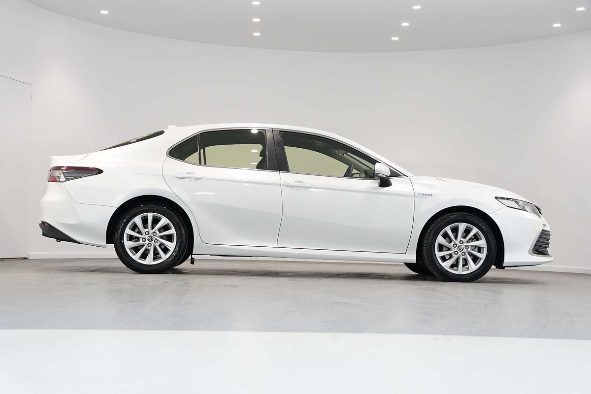 2021 Toyota Camry Ascent AXVH70R