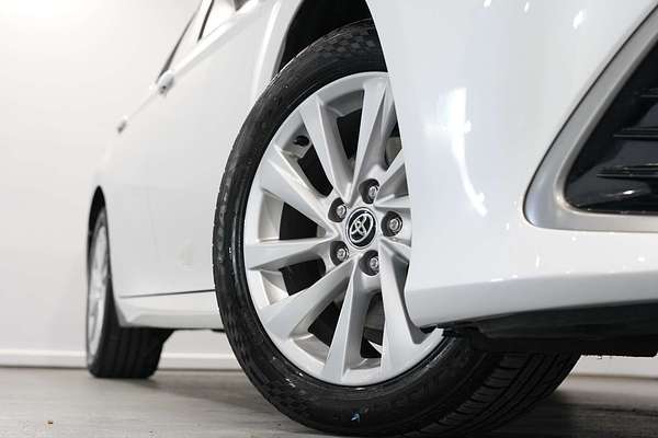 2021 Toyota Camry Ascent AXVH70R