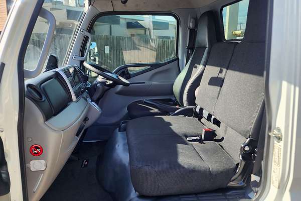 2021 Fuso Canter 515 4x2 SWB