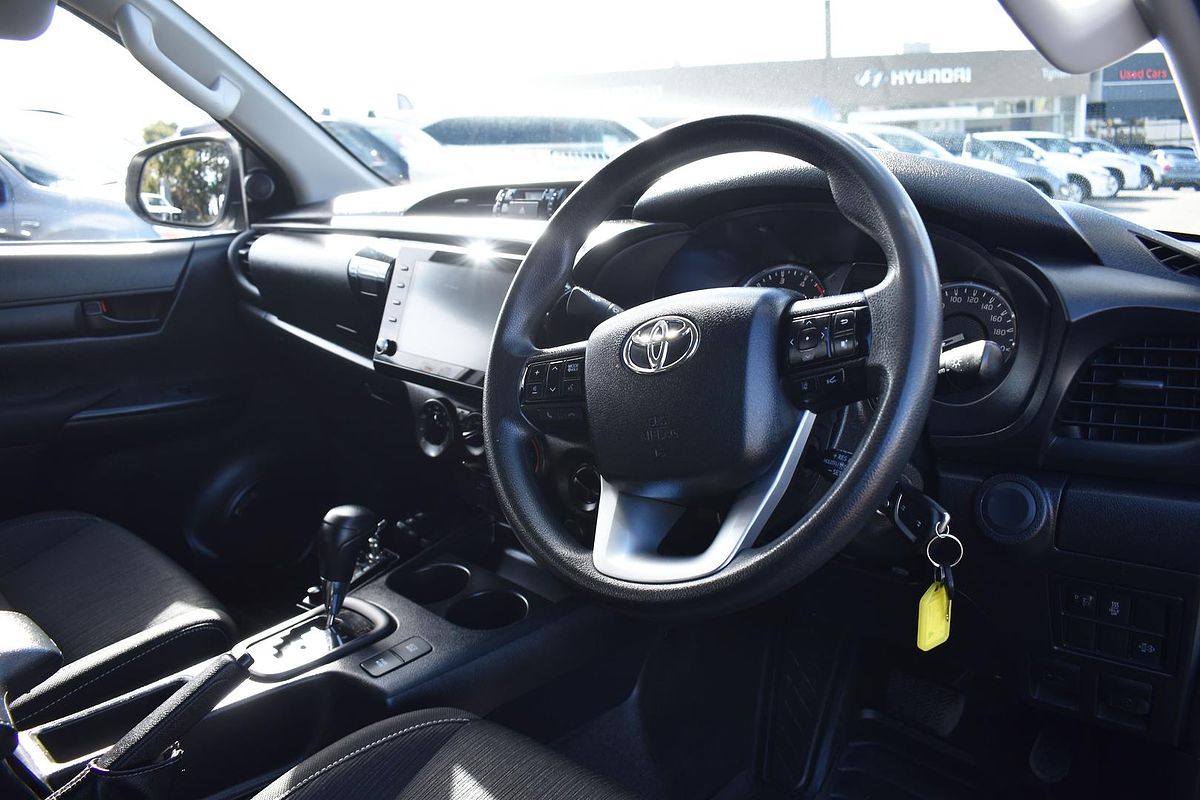 2021 Toyota Hilux SR GUN126R 4X4