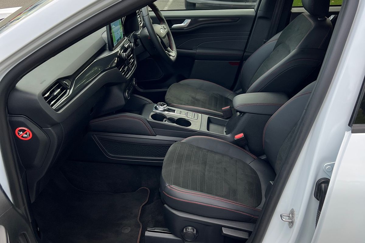 2023 Ford Escape ST-Line PHEV ZH