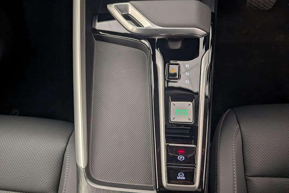 2025 MG ZS Essence ZS32