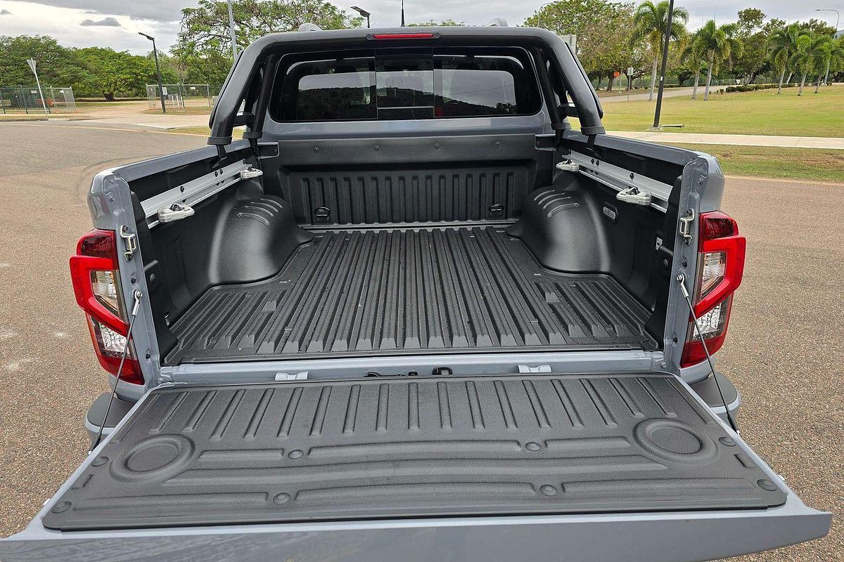 2025 Nissan Navara PRO-4X Warrior D23 4X4