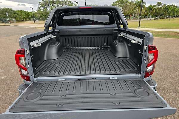 2025 Nissan Navara PRO-4X Warrior D23 4X4