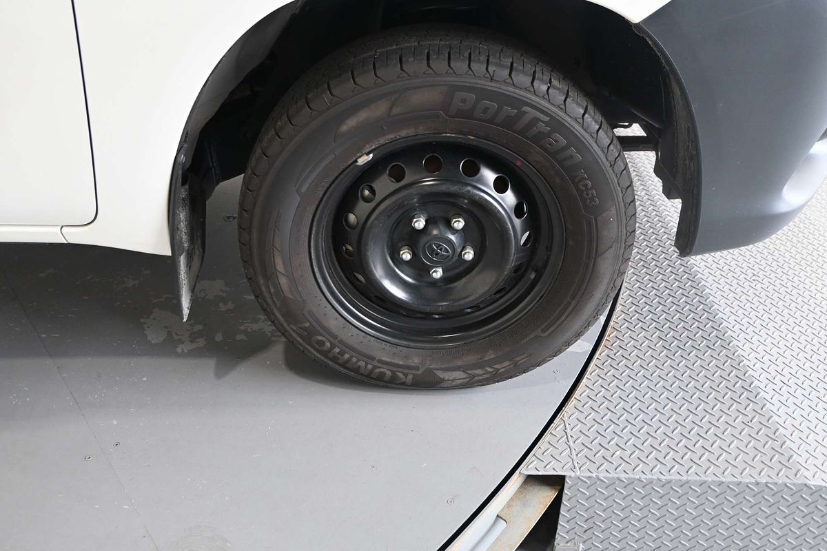2021 Toyota Hilux Workmate TGN121R