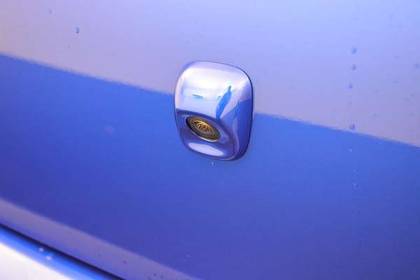 2025 Suzuki Swift Hybrid UZ