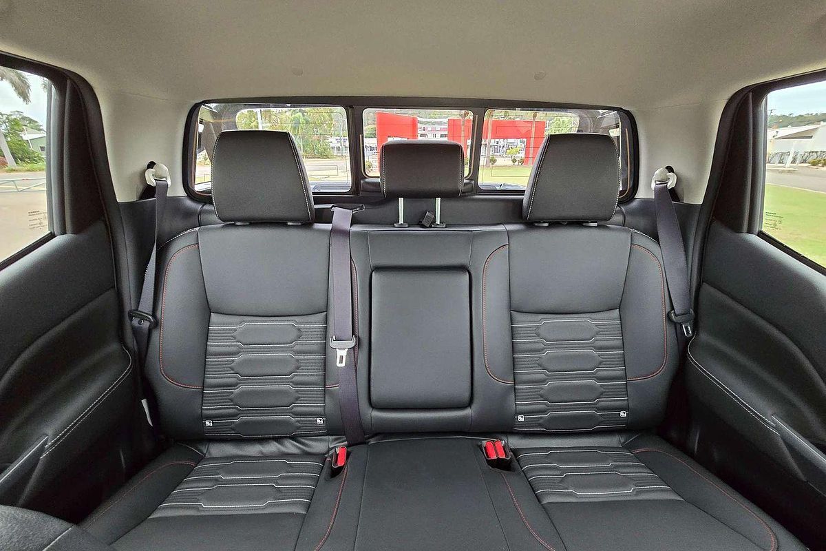2025 Nissan Navara PRO-4X Warrior D23 4X4