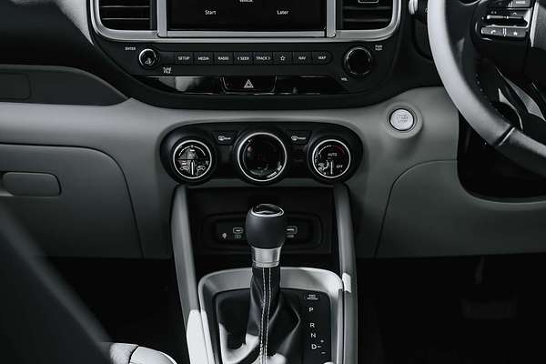 2025 Hyundai Venue Elite QX.V5