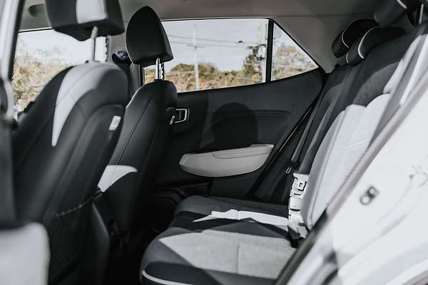 2025 Hyundai Venue Elite QX.V5