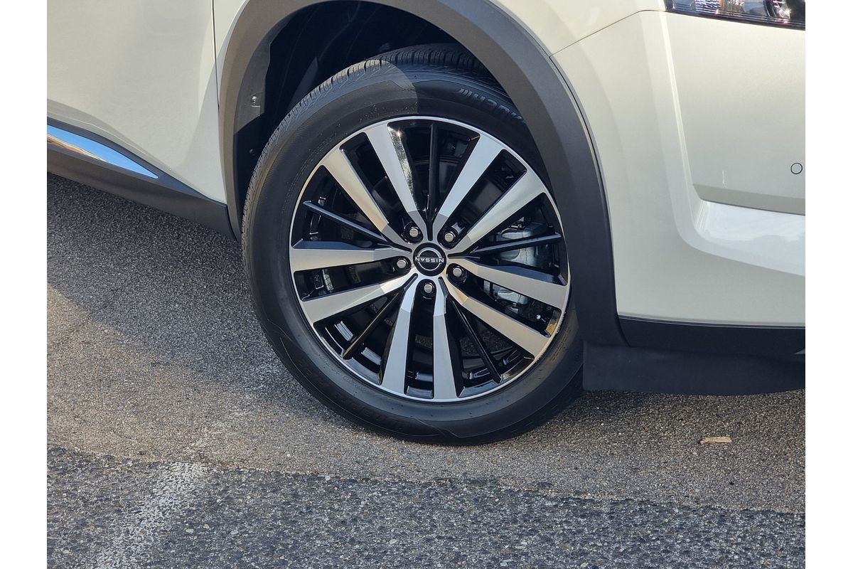 2024 Nissan Pathfinder Ti-L R53