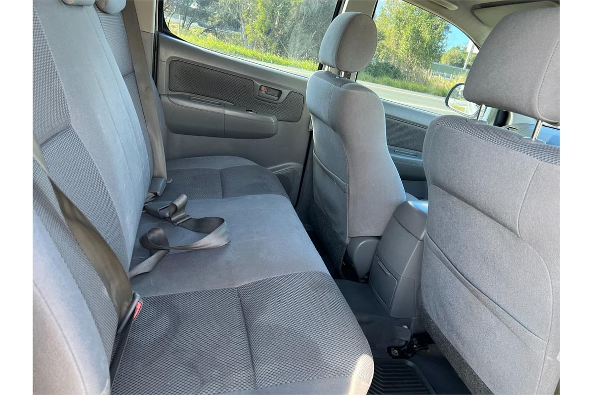 2010 Toyota Hilux SR KUN26R 4X4