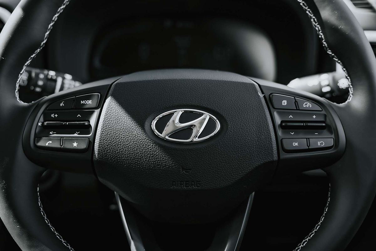 2025 Hyundai Venue Elite QX.V5