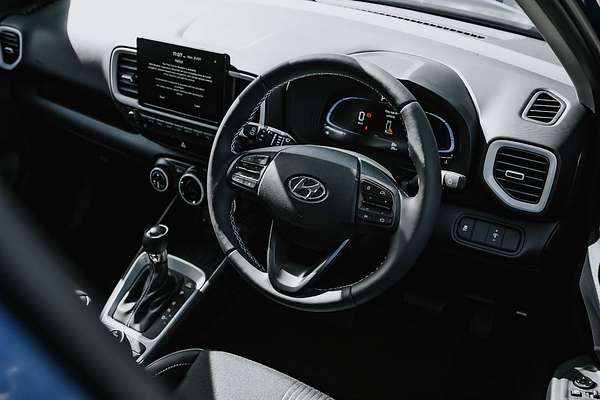 2025 Hyundai Venue Elite QX.V5