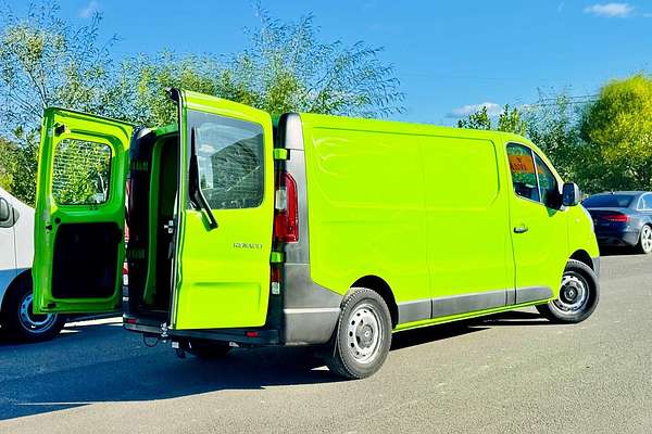 2015 Renault Trafic 103KW X82 LWB