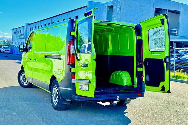2015 Renault Trafic 103KW X82 LWB