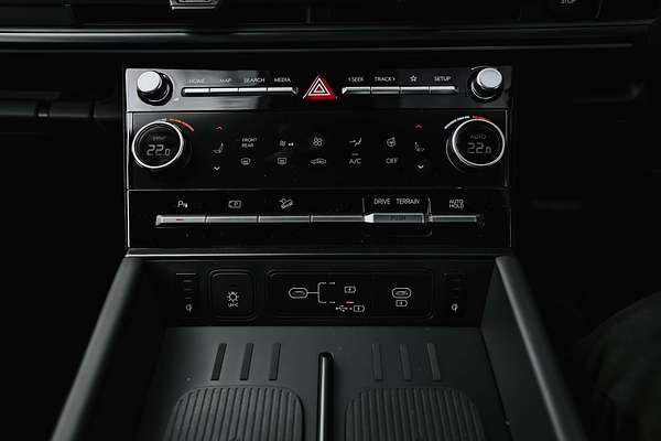 2025 Hyundai Santa Fe Calligraphy MX5.V1