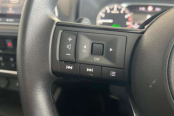 2024 Nissan X-TRAIL ST T33