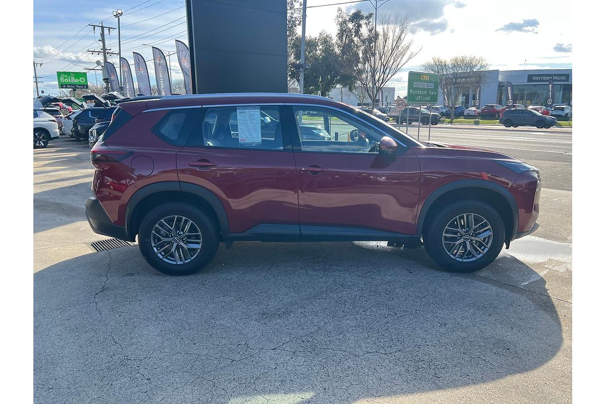 2024 Nissan X-TRAIL ST T33