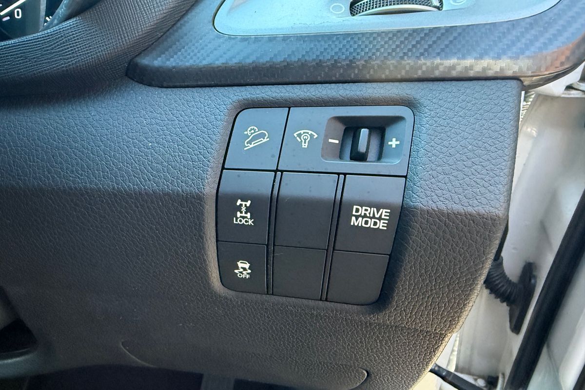 2015 Hyundai Santa Fe Elite DM3 Series II