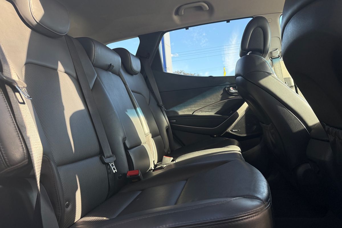 2015 Hyundai Santa Fe Elite DM3 Series II