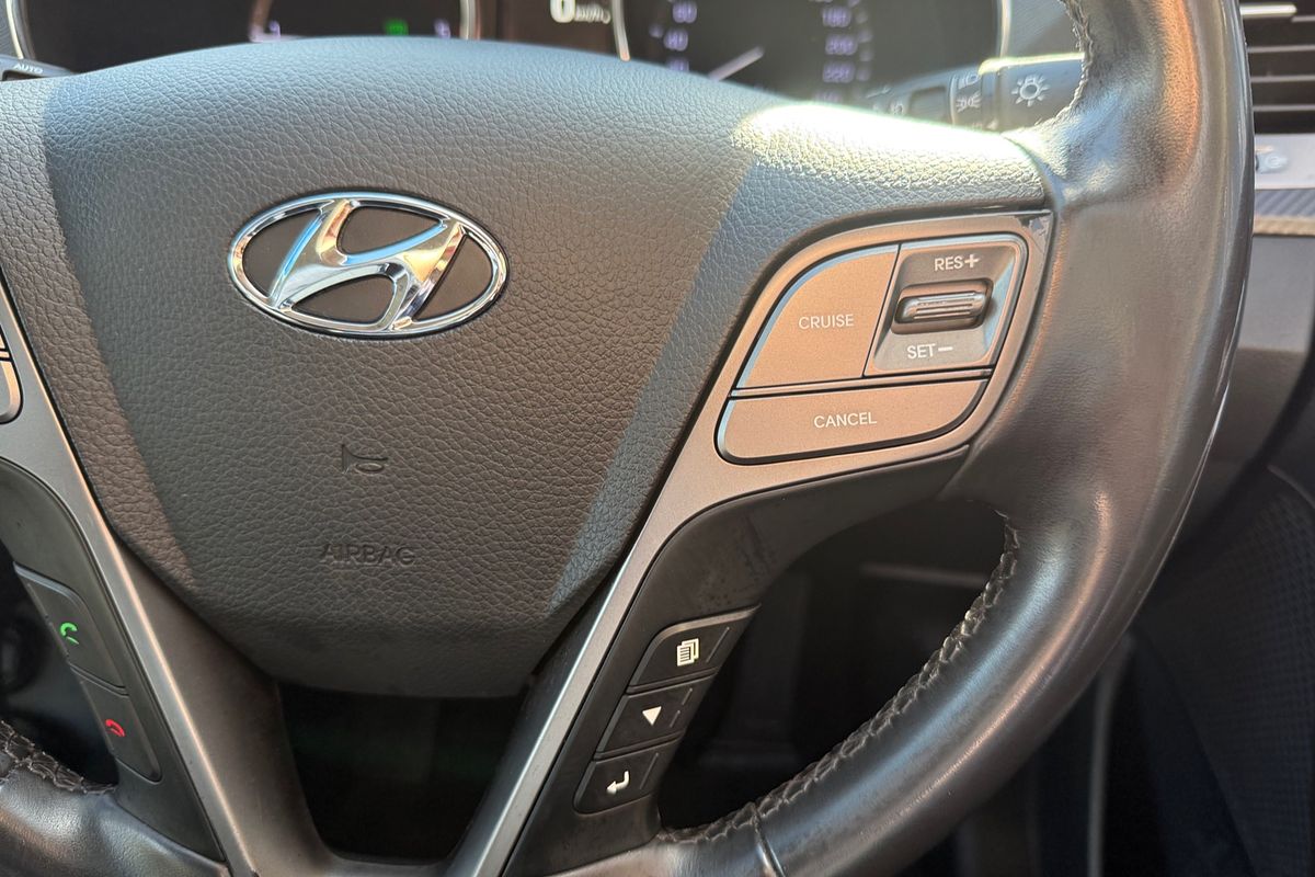 2015 Hyundai Santa Fe Elite DM3 Series II