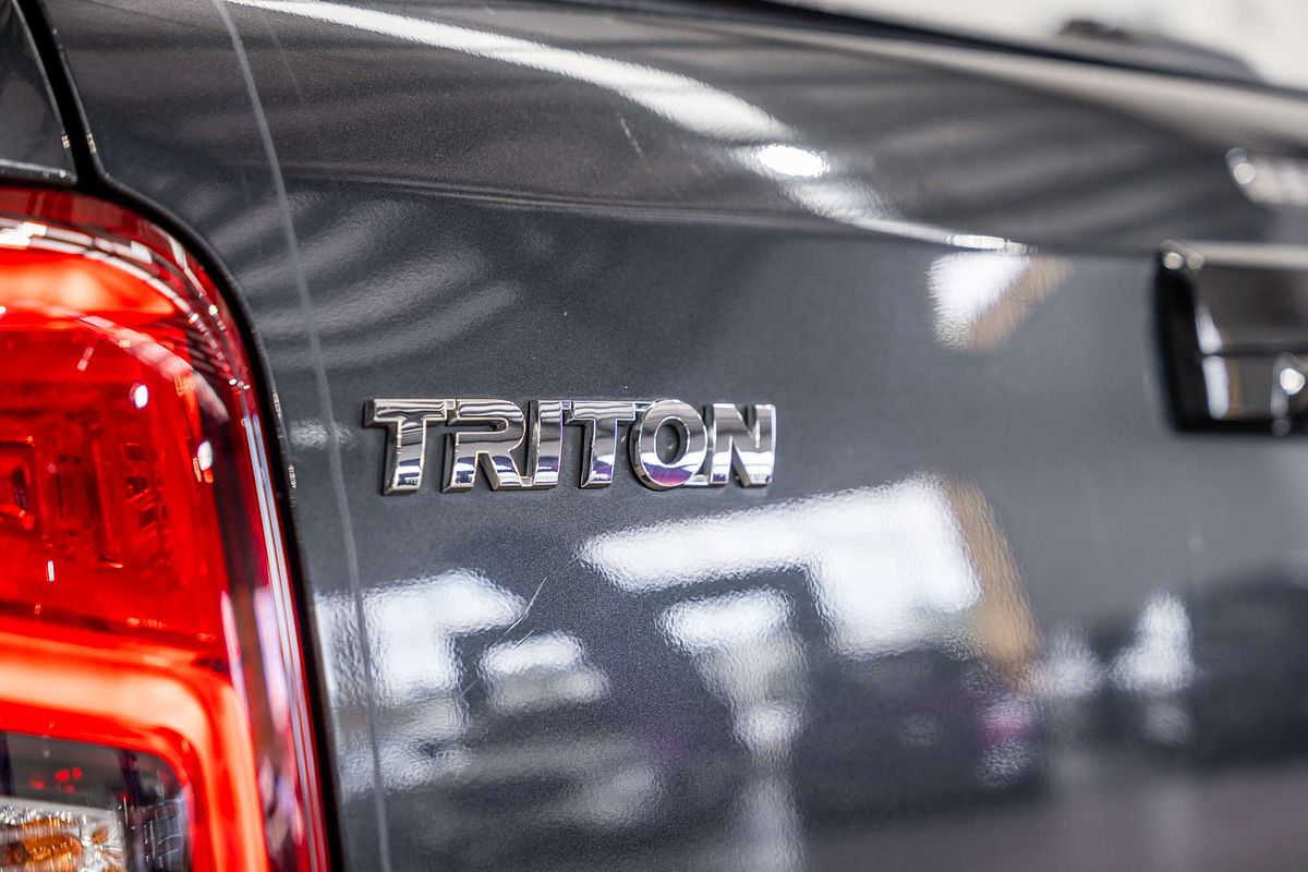 2021 Mitsubishi Triton GSR MR 4X4