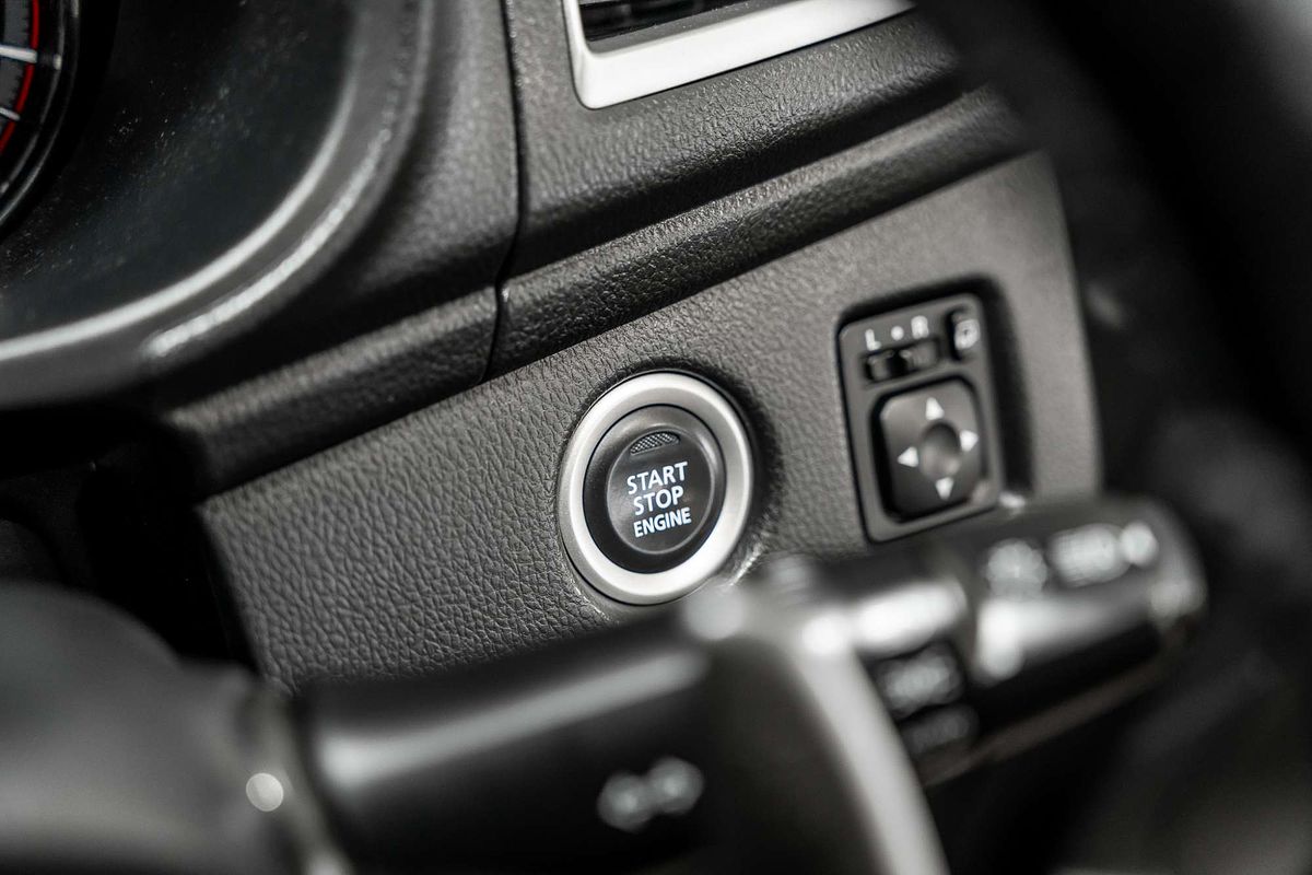 2021 Mitsubishi Triton GSR MR 4X4