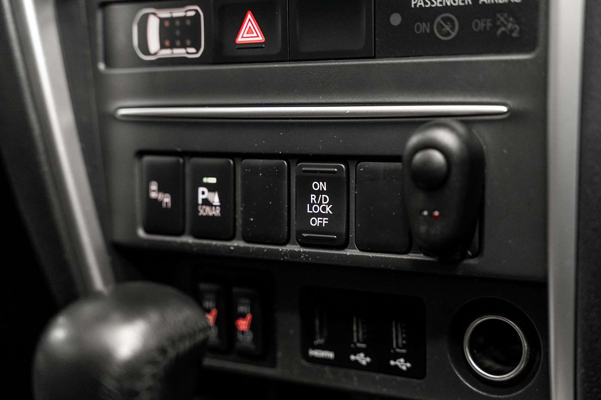 2021 Mitsubishi Triton GSR MR 4X4