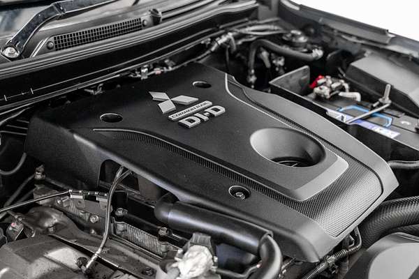 2021 Mitsubishi Triton GSR MR 4X4
