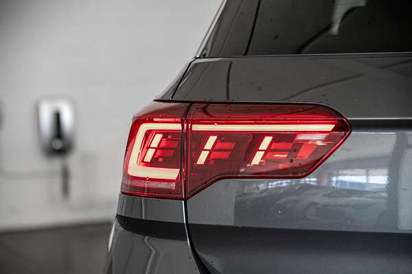 2023 Volkswagen T-Roc R D11